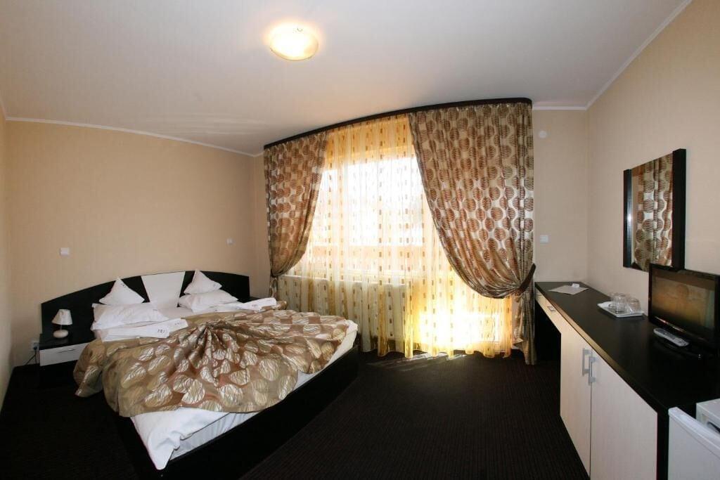 Hotel Iri Buşteni Dış mekan fotoğraf