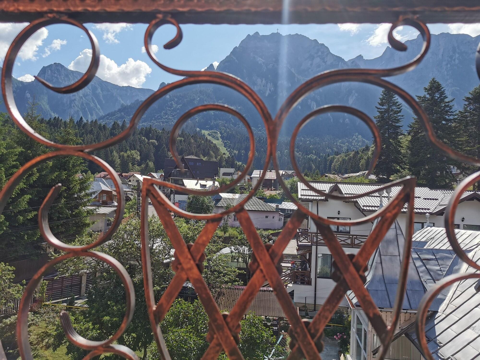 Hotel Iri Buşteni Dış mekan fotoğraf