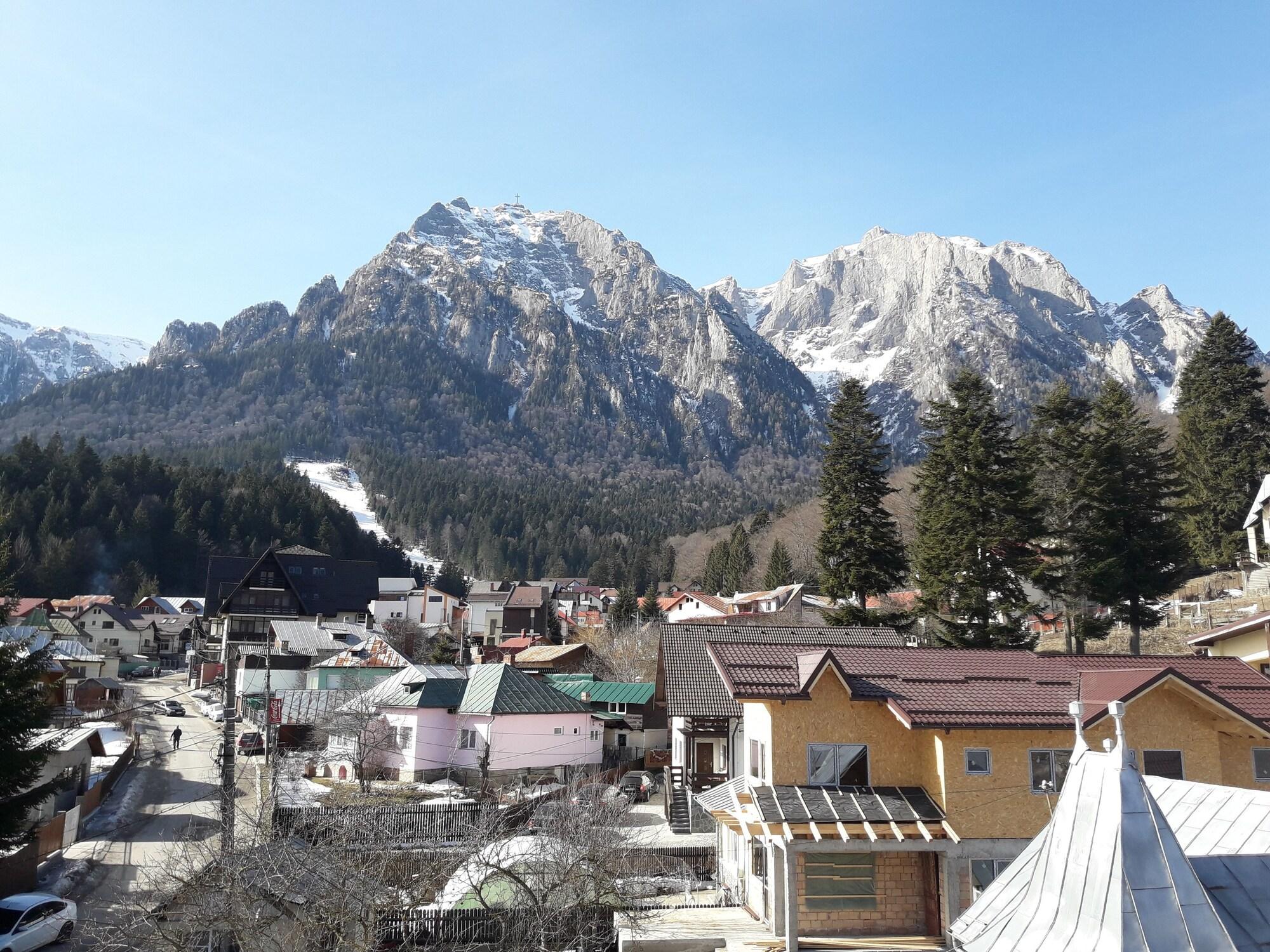 Hotel Iri Buşteni Dış mekan fotoğraf