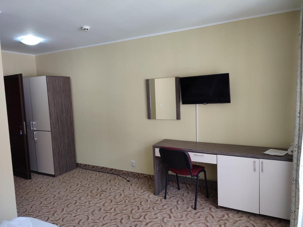 Hotel Iri Buşteni Dış mekan fotoğraf